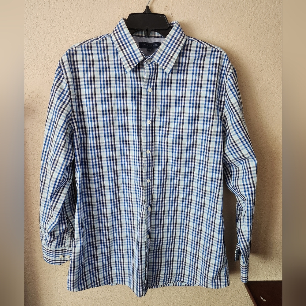 Tommy Hilfiger Blue and White Casual Button Down Shirt